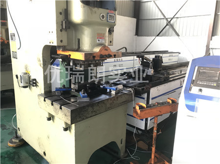 生產(chǎn)設(shè)備